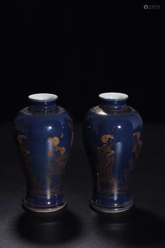 A Chinese Altar Blue Glazed Figure Painted Porcelain Vase