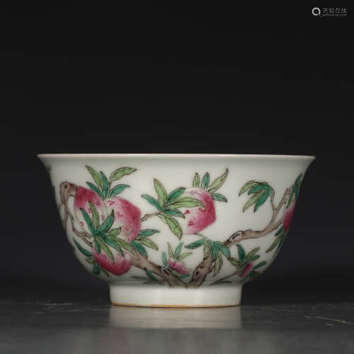 A Chinese Famille Rose Peach Painted Porcelain Bowl