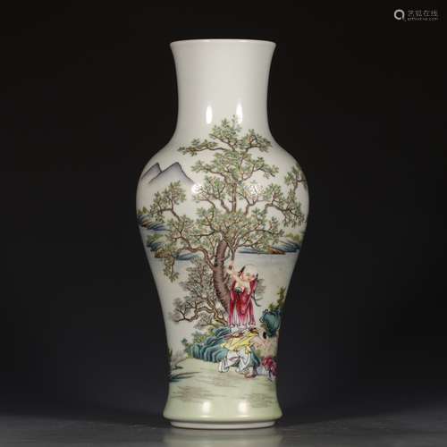 A Chinese Famille Rose Figures Painted Porcelain Vase