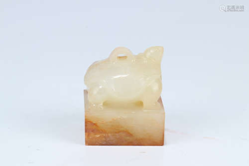 A Chinese Beast Carved Jade Seal