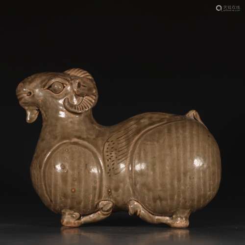 A Chinese Yue Kiln Porcelain Sheep Ornament