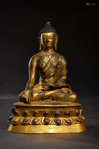 A Chinese Gild Copper Sakyamuni Statue