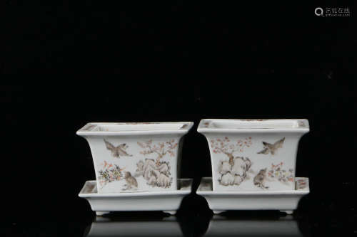 A Pair of Chinese Flower&Bird Pattern Light colorful porcelain Bowls