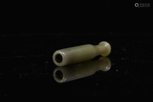 A Chinese Hetian Jade cigarette holder