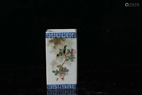 A Chinese Doucai Flower&Bird Pattern Porcelain Brush Pot