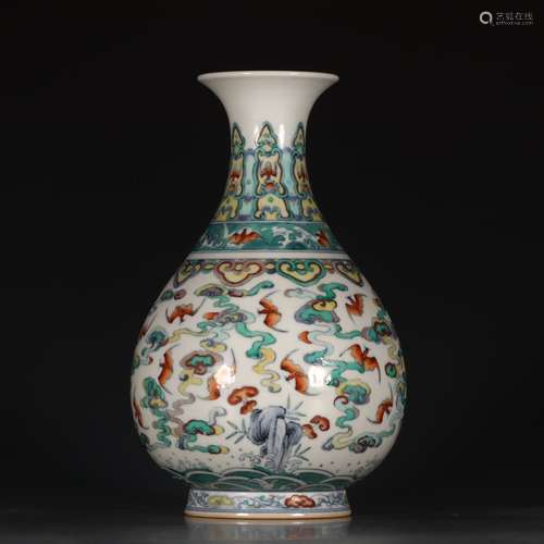 A Chinese Doucai Floral Porcelain Vase