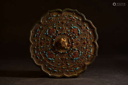 A Chinese Beads Inlaid Gild Copper Mirror