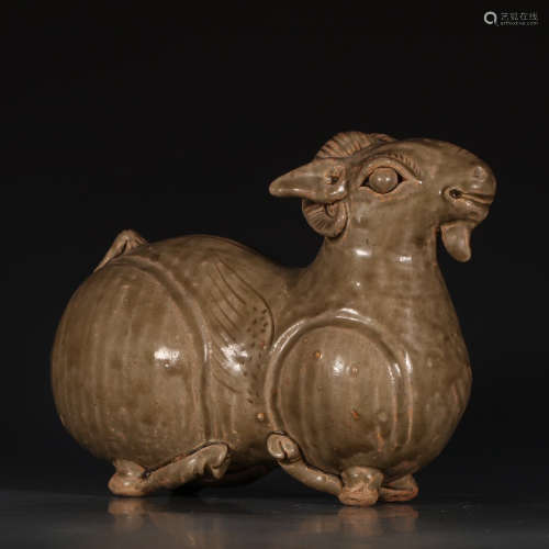 A Chinese Yue Kiln Porcelain Sheep Ornament
