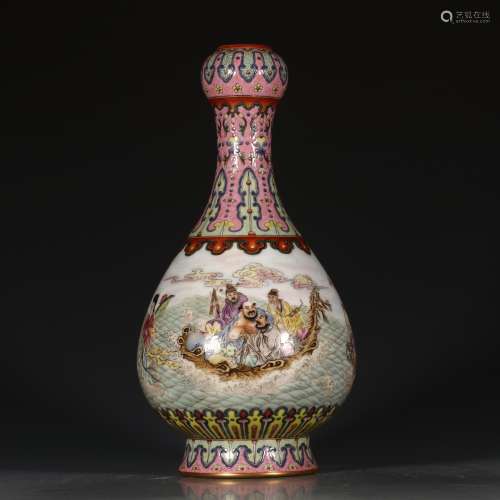 A Chinese Famille Rose Porcelain Garlic Bottle