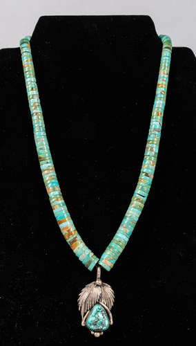 Collectible Native American Sterling Silver & Turquoise Necklace