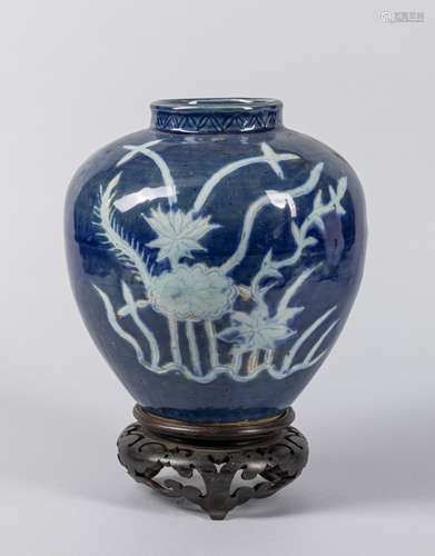 Chinese Antique Porcelain Jar