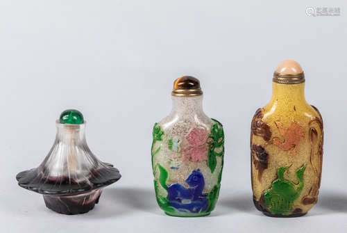 Group of Chinese Old Overlay Glass Snuff Bottles