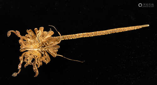 Large Chinese Antique Gilt Hair Pin with Ruby