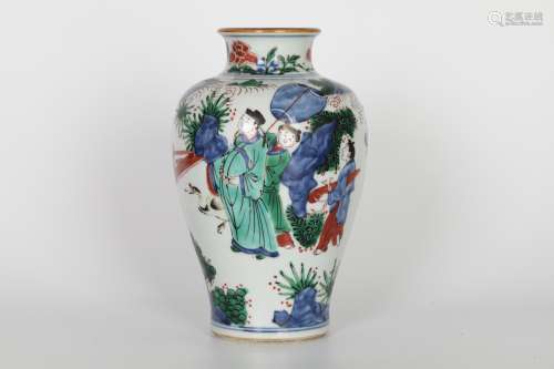 19TH Dou Cai Character Bottle