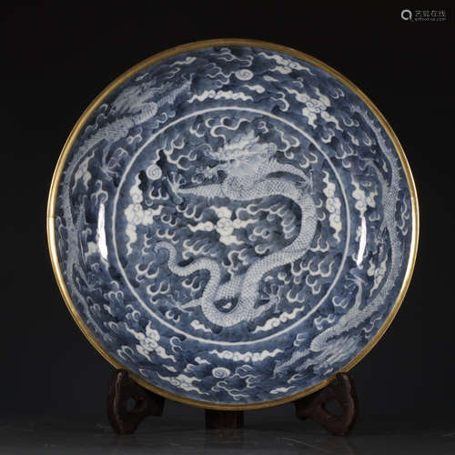 QIANLONG MARK, CHINESE BLUE & WHITE DRAGON PLATE