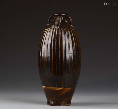 CHINESE JIZHOU KILN VASE