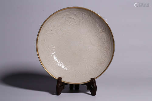 CHINESE DING KILN PLATE