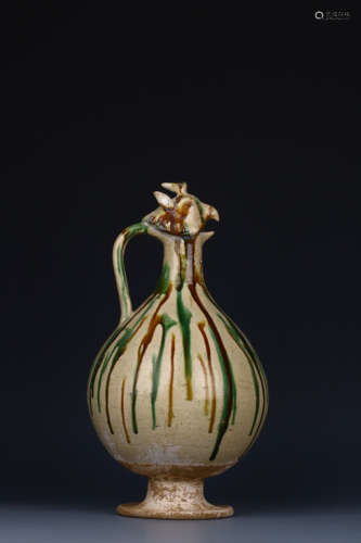 CHINESE TRI-COLOR VASE