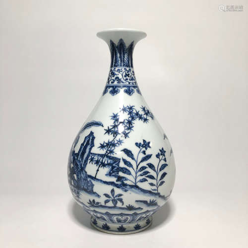 CHINESE BLUE & WHITE VASE