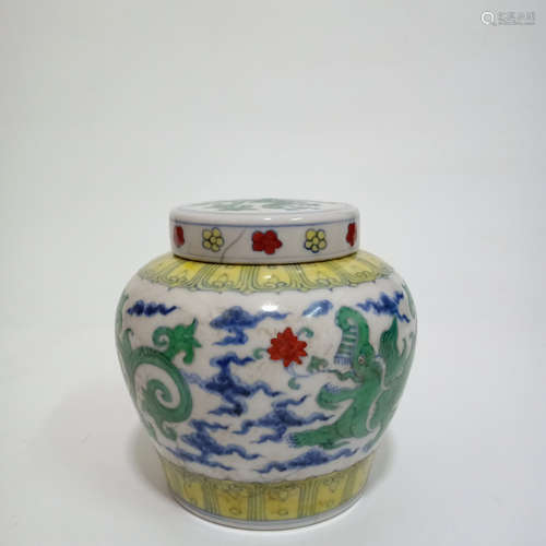 CHINESE WUCAI JAR