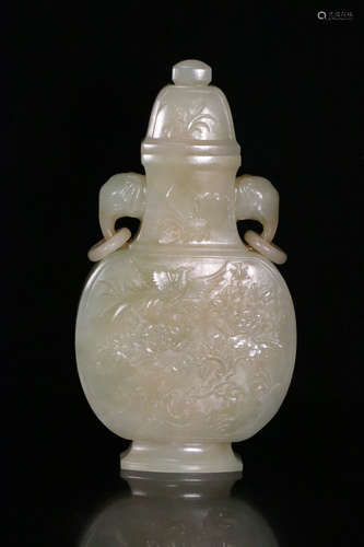 CHINESE CARVED HETIAN JADE VASE W/ COVER