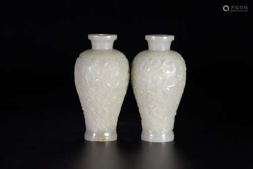 PAIR OF CHINESE CARVED JADE VASE