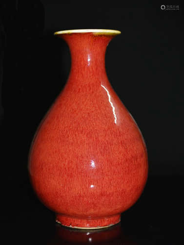 CHINESE JI-RED GLAZED VASE