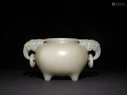 CHINESE CARVED HETIAN JADE CENSER