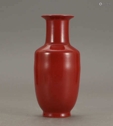 QIANLONG MARK, CHINESE RED GLAZED VASE