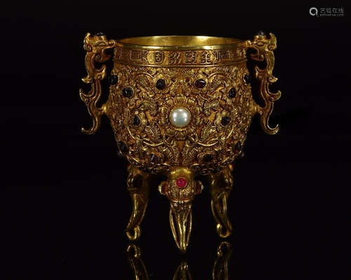 CHINESE GILT BRONZE DRAGON CUP