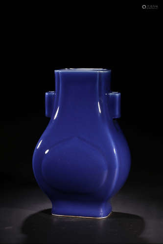 GUANGXU MARK, CHINESE JI-BLUE GLAZED VASE