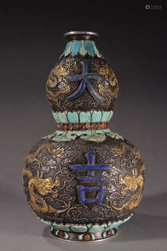 CHIENSE GILT SILVER GOURD VASE