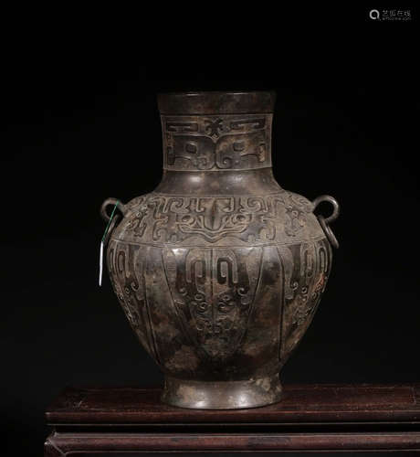 CHINESE BRONZE VASE