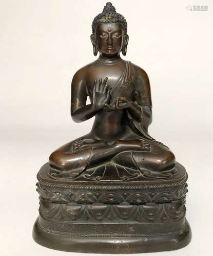 CHINESE GILT BRONZE BUDDHA