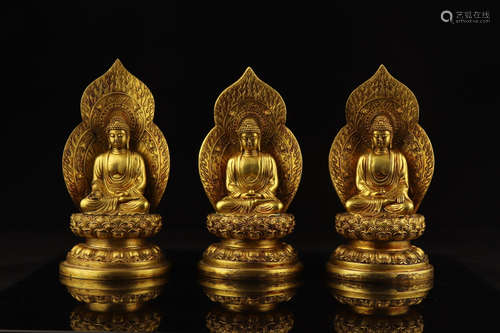 CHINESE GILT BRONZE BUDDHA