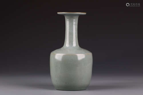 CHINESE RU KILN VASE