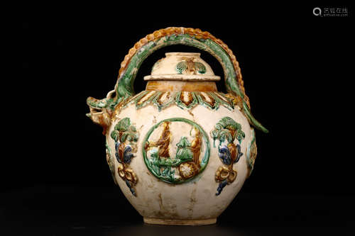 CHINESE TRI-COLORED VASE