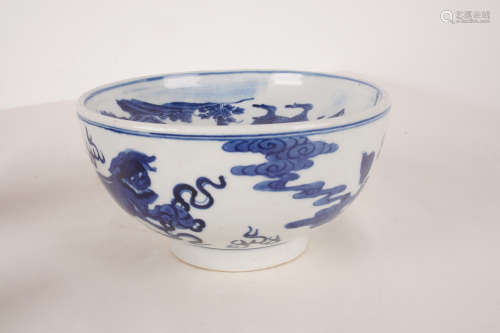 清代青花孔明碗A Chinese Blue and White Floral Porcelain Bowl