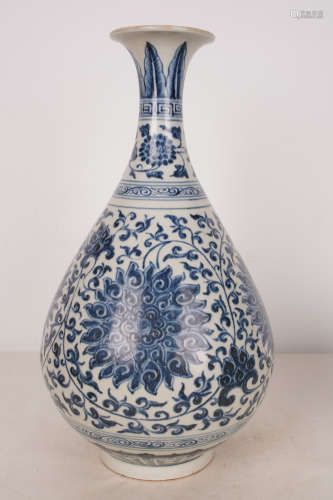 明早期青花缠枝橘玉壶春瓶A Chinese Blue and White Floral  Twine Pattern Porcelain Vase