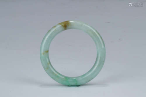 翡翠 手镯A Chinese Jadeite Bracelet