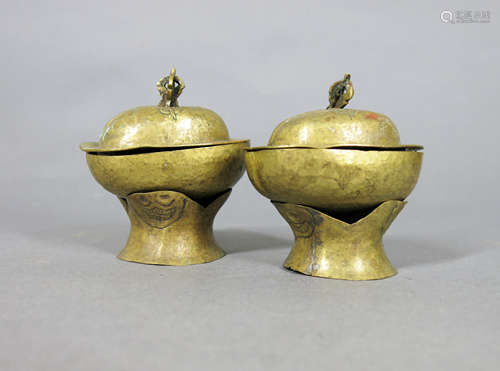 A Pair od Chinese Gild Copper Bowls