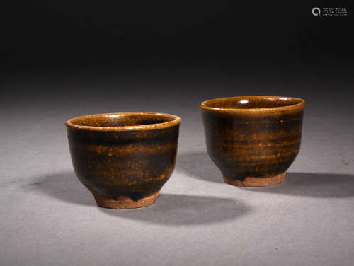 A Pair of Chinese Brown Porcelain Cups