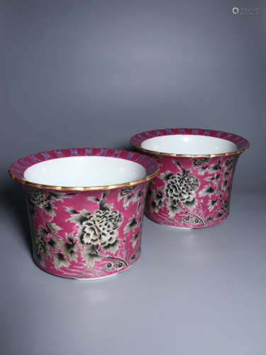 A Pair of Chinese Famille Rose Porcelain Flowerpots