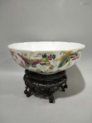 A Chinese Famille Rose Flower&butterfly Painted Porcelain Bowl
