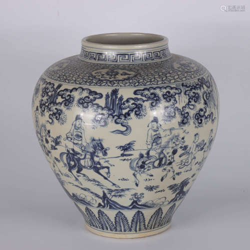 A Chinese Blue and White Floral Porcelain