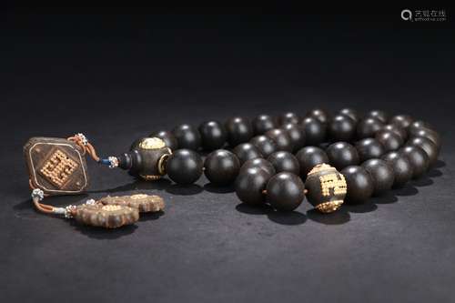 A Chinese Eaglewood Prayer beads String