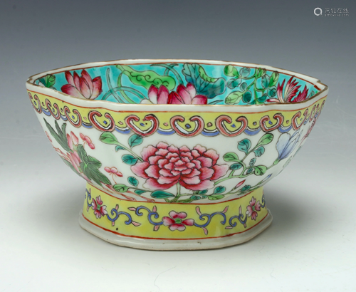 FAMILLE ROSE HEXAGONAL BOWL