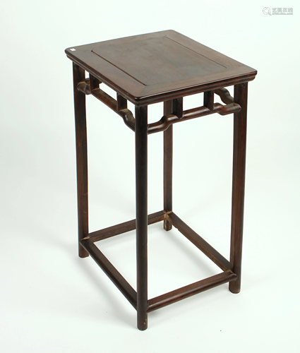 CHINESE CURVED APRON END TABLE