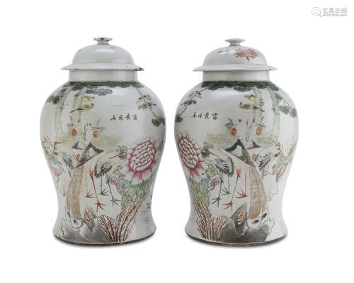 A PAIR OF POLYCHROME ENAMELED CHINESE PORCELAIN VASES EARLY 20TH CENTURY.