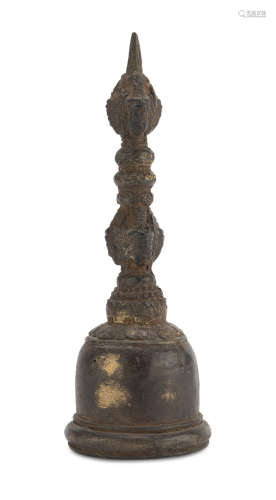 A CAMBODIAN BRONZE BELL. 19TH CENTURY.